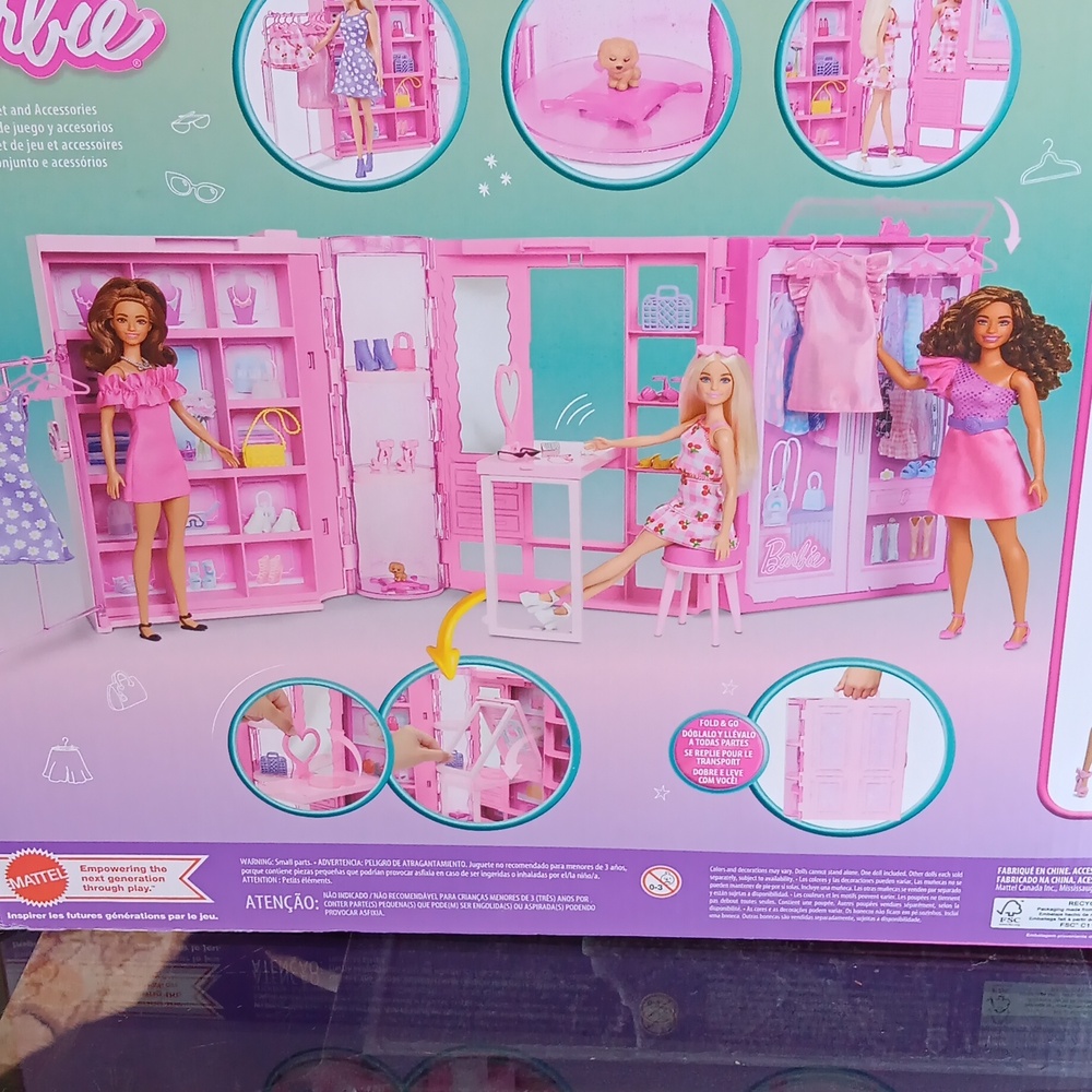 BARBIE DREAM CLOSET - Picture 3 of 9